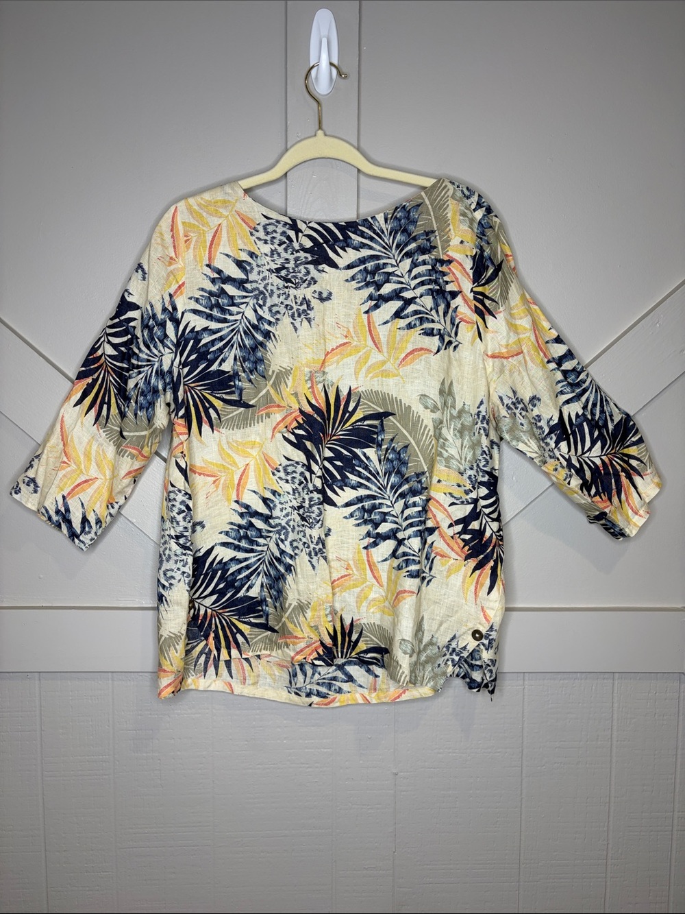 Chico's 100% Linen Tropical Palm Leopard Tunic Blouse Yellow Multi Size 2.5 (14) - Picture 2 of 11